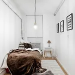 Arbio I Cosy Spacious Apartment In Kreuzburg